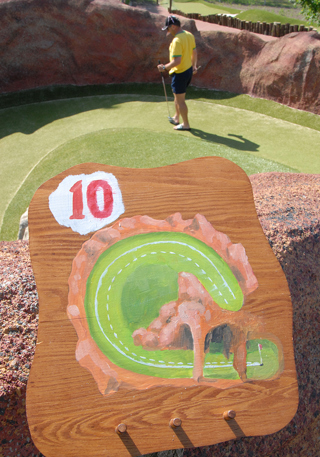 Adventure golf play instruction
