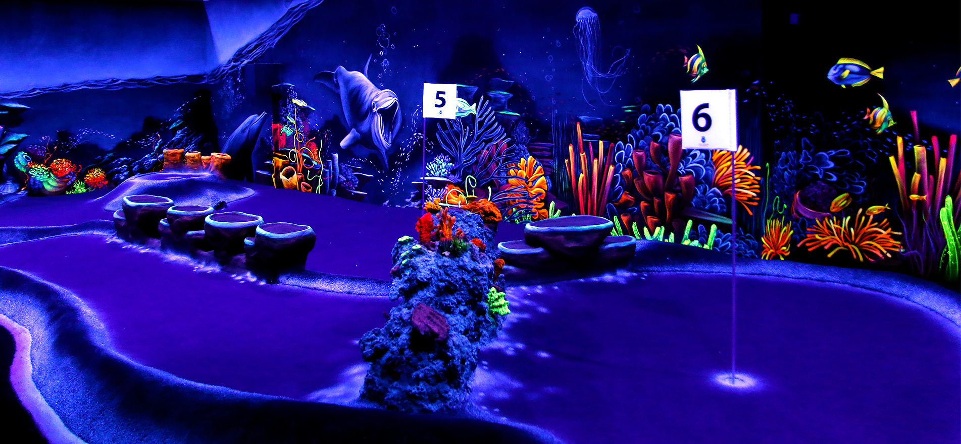 black light golf near 26003 black light golf near 26003