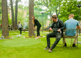 Spelare på äventyrsgolfen