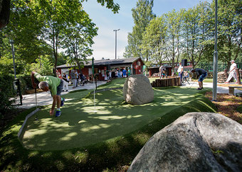 Adventure golf adapted for competitions at Sundbybergs golf club